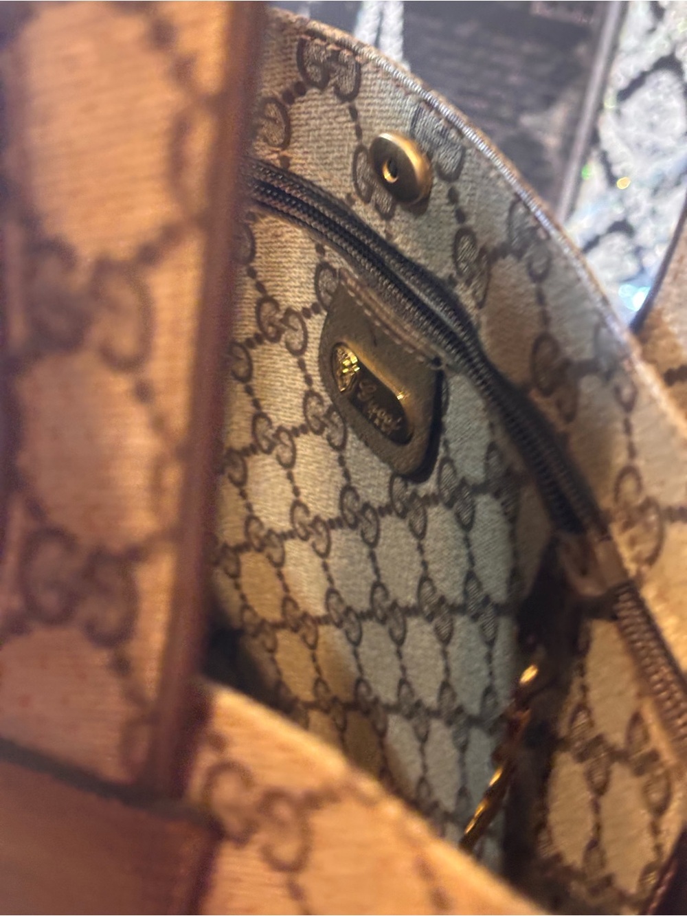Vintage Gucci GG Monogram Canvas Tote with Brown Leather Trim - Picture 4 of 13